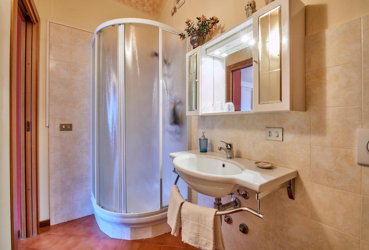 B&B - Foresteria - Frontelago Lake Como Mandello del Lario Luaran gambar