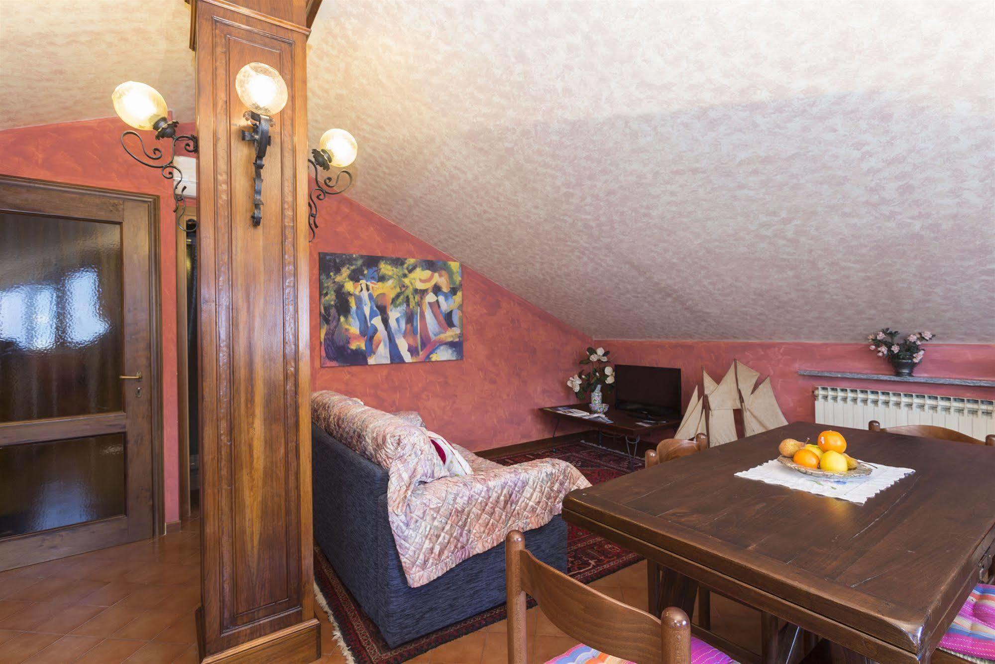 B&B - Foresteria - Frontelago Lake Como Mandello del Lario Luaran gambar