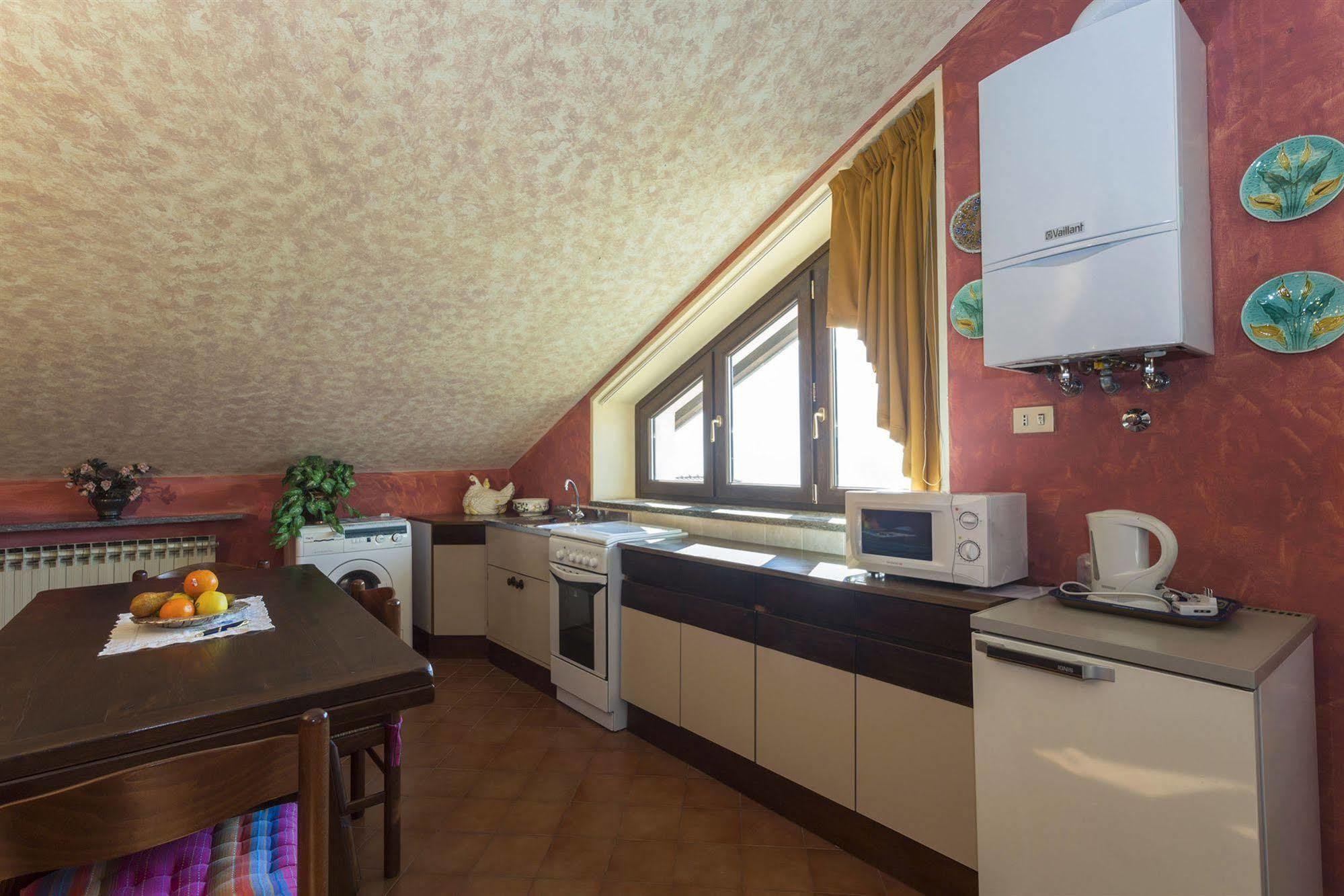 B&B - Foresteria - Frontelago Lake Como Mandello del Lario Luaran gambar